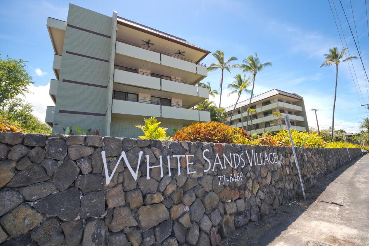 Family Getaway - Lava Room At Magic Sands Beach Kailua-Kona Exteriör bild