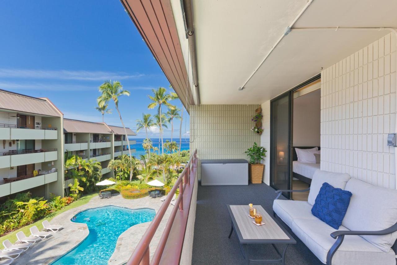 Family Getaway - Lava Room At Magic Sands Beach Kailua-Kona Exteriör bild